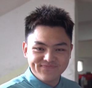 DƬ